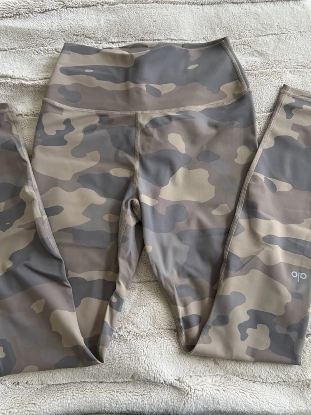 Alo Yoga Camo High-Waist Leggings